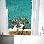 Appartement Droufakos' Home, Lux Seafront W. View *