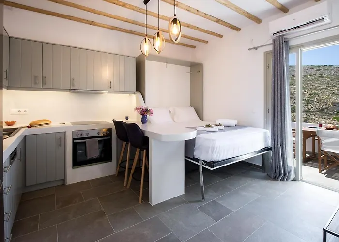 Droufakos' Home, Lux Seafront W. View Apartment Cherronisos (Sifnos)